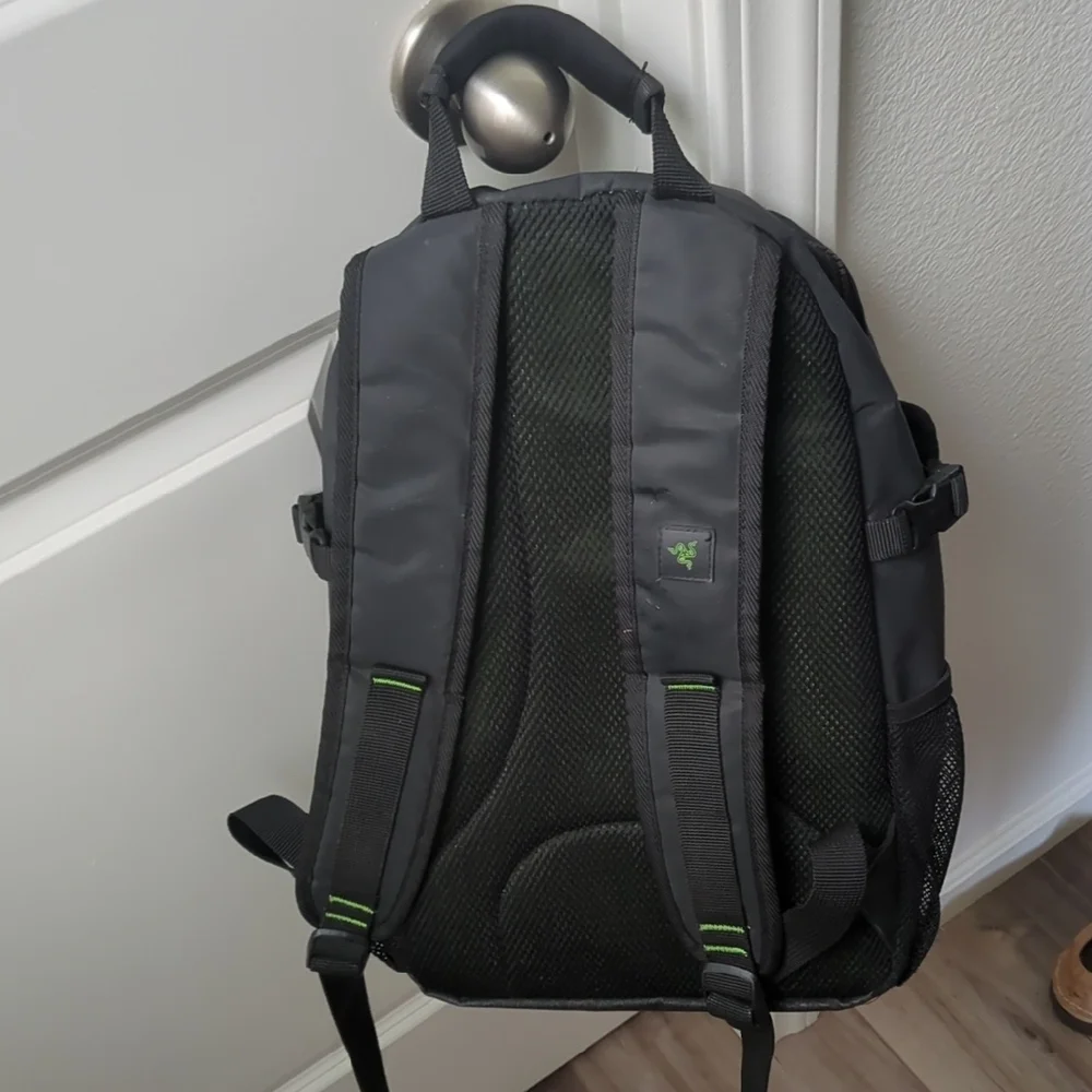 Black Backpack - Picture 4 of 4